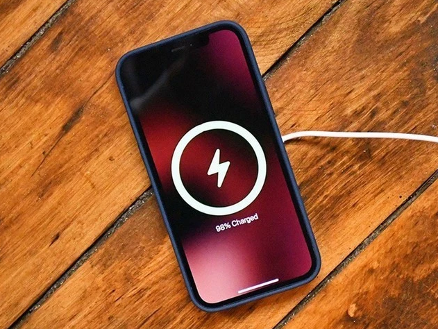 江南苹果手机维修分享iPhone 12可以随便充电吗 